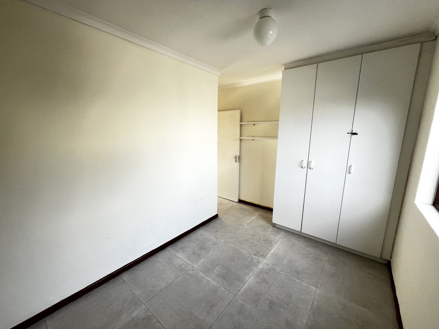 To Let 2 Bedroom Property for Rent in Parklands Western Cape